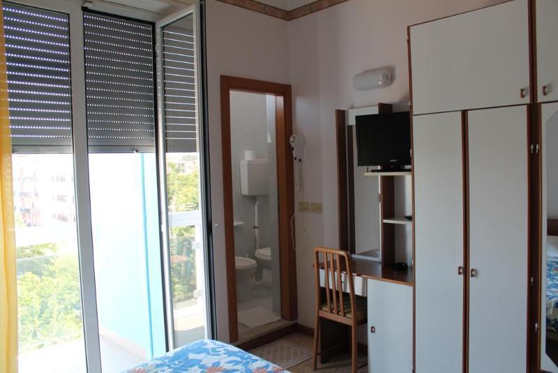 Hotel Bagli Римини Экстерьер фото