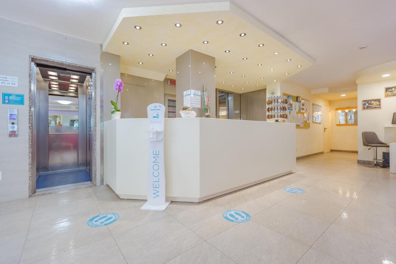 Hotel Bagli Римини Экстерьер фото